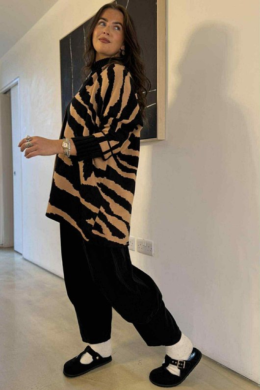 Oslo Animal Knit Cardigan Camel